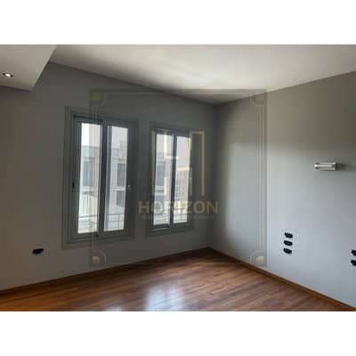 Semi furnished apartment rent Village Gate Palm Hills New Cairo