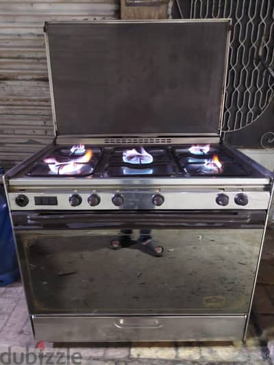 بوتاجاز كريازي بحاله جيده جدا