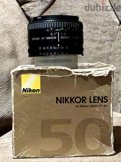 Nikon Lens 50mm 1.8. Dللبيع لعدم الحاجه