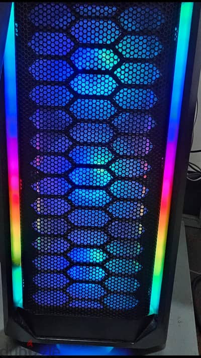 للبيع تجميعة جيمنج ممتازة بحالة الزيرو - Ryzen 5 5500 & RTX 3060 12GB