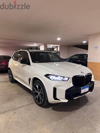 BMW X5  M60 2024