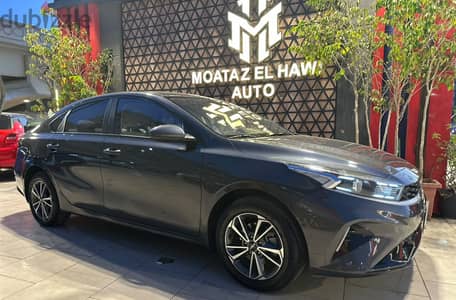 كيا سيراتو 2024 kia Grand Cerato