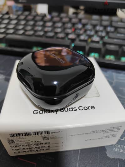 galaxy buds core. . . جالكسي بودز كور
