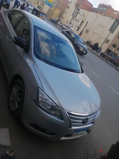 نيسان ليفينا 2011