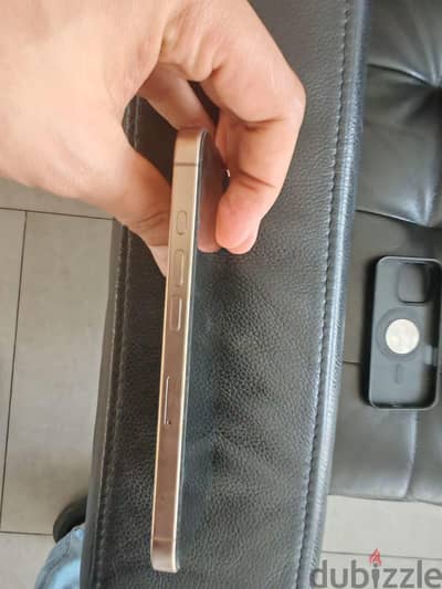 آبل - آيفون 16 برو