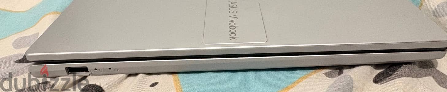 ASUS Vivobook 15 X1504VA - core I 3-1315U -ram 8 GB -SSD 256 GB