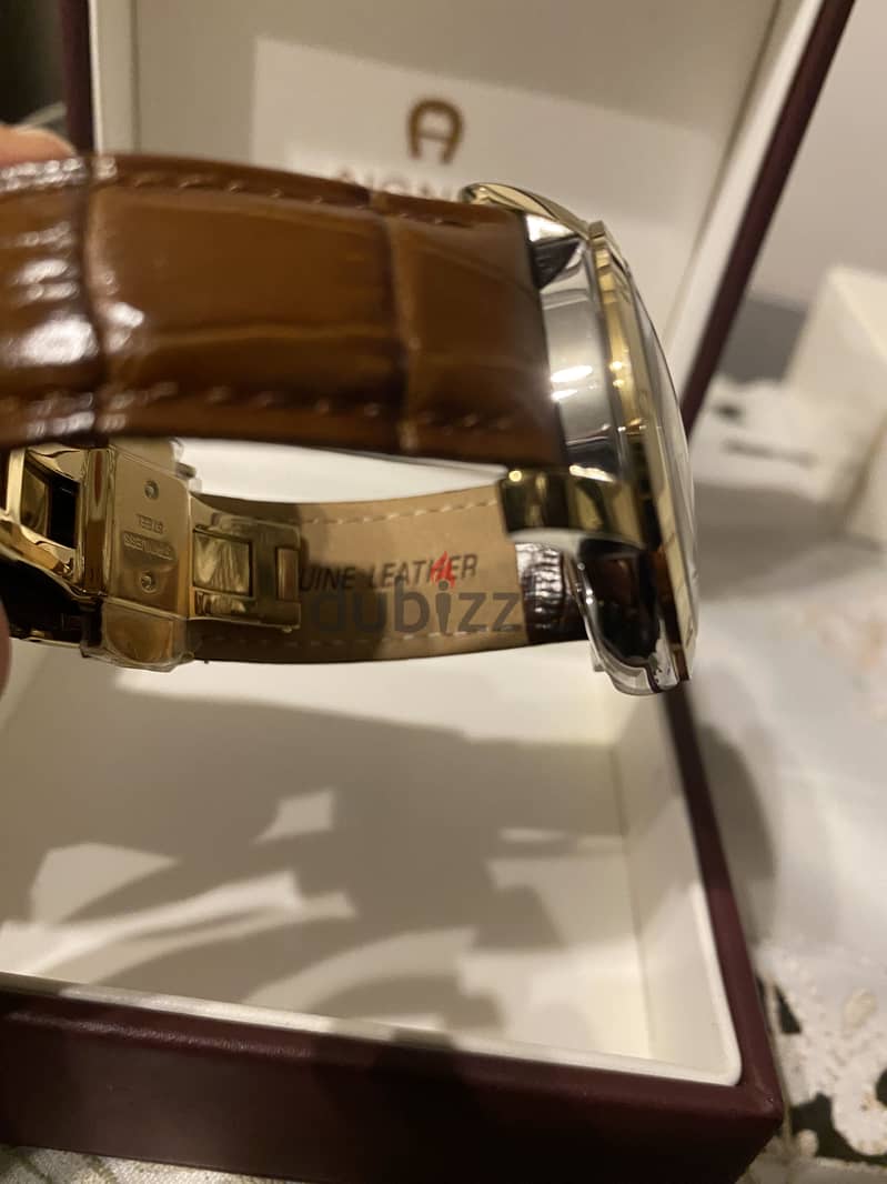 Aigner triento 4