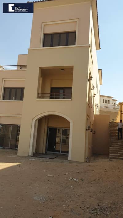 Stand alone villa for sale in uptown ready to move with prime location