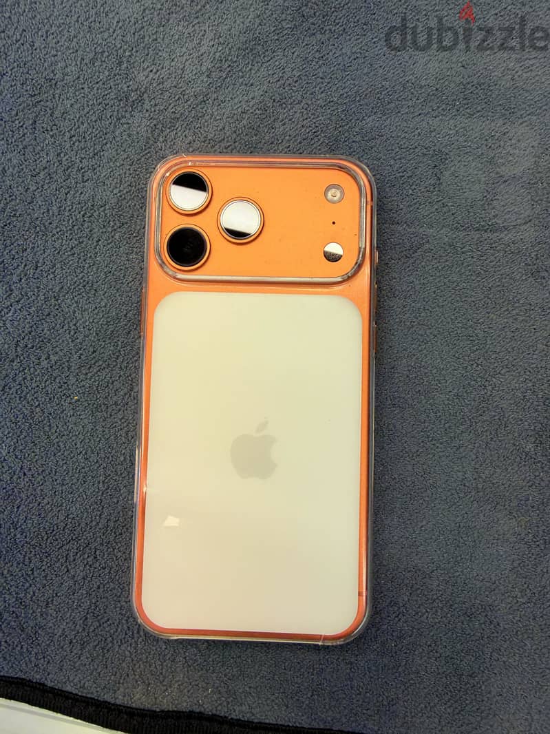 Apple - iPhone 17 Pro Max 3