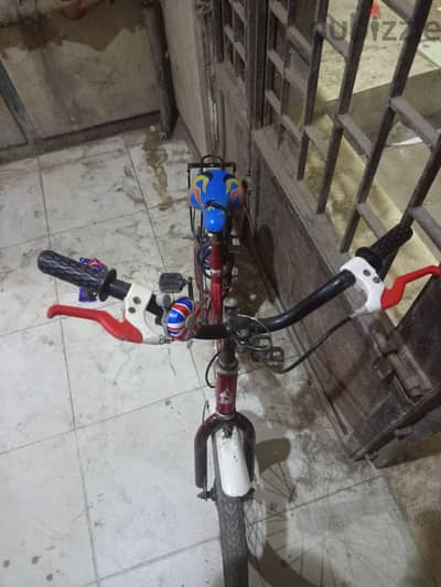 دراجة مقاس ١٦ بحالة جيدة