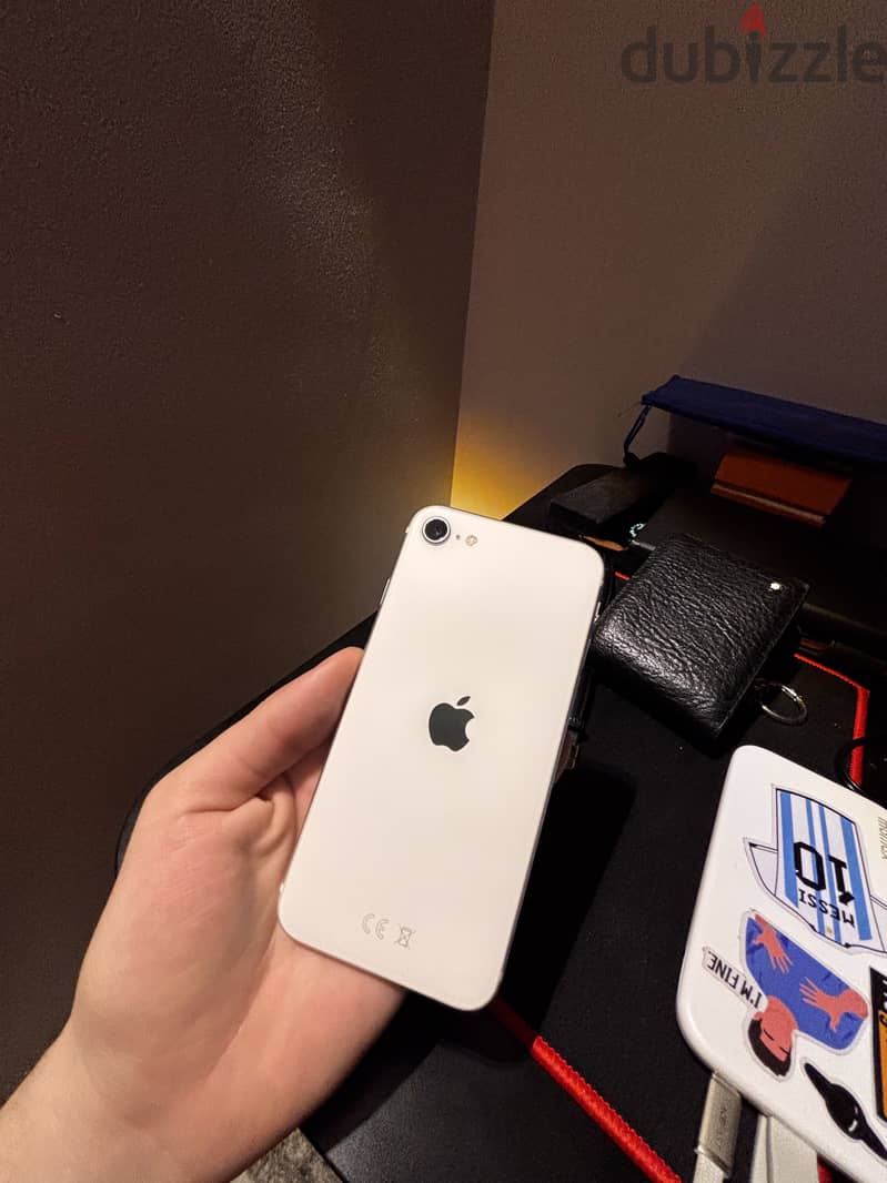 Apple - iPhone SE 1