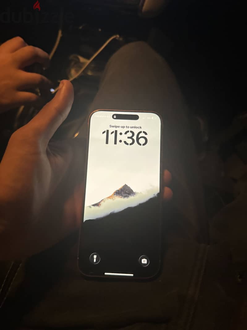 Apple - iPhone 17 Pro Max 1