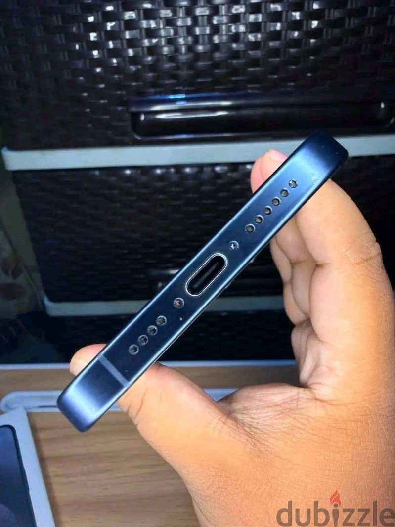 Apple - iPhone 15 Pro Max 4