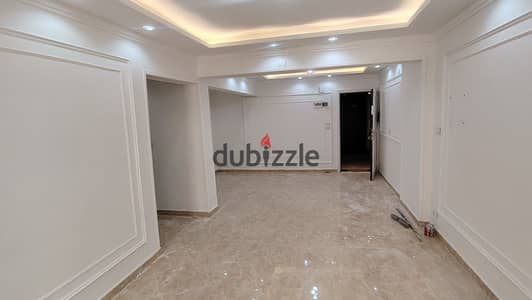 Apartment for rent on Tharwat Altram 130 m super lux