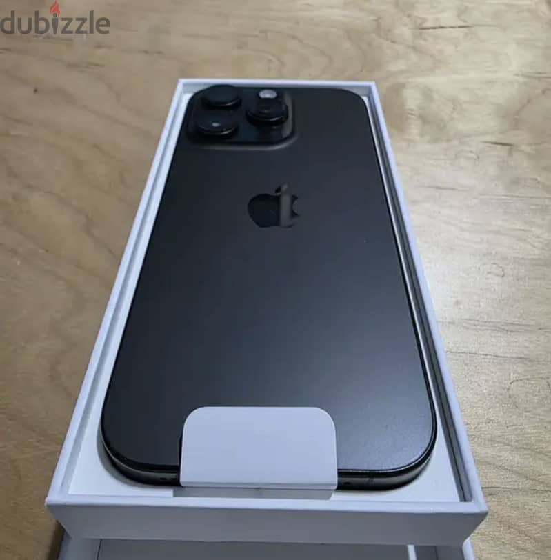 Apple - iPhone 16 Pro Max 256GB 1