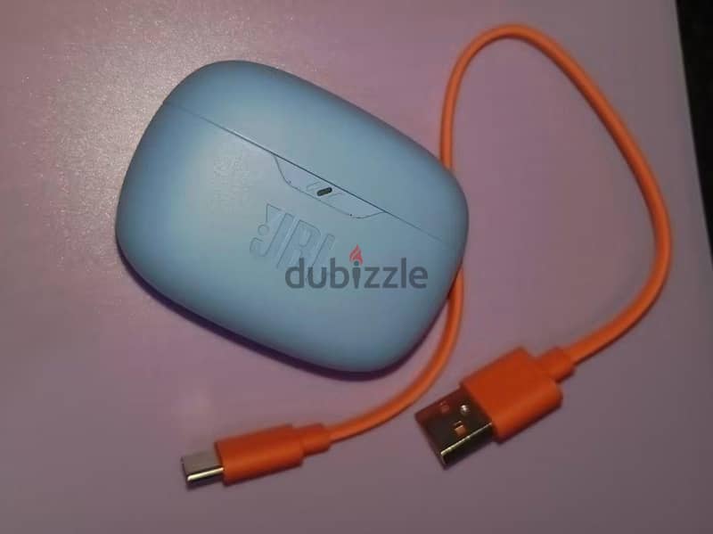 JBL Vibe Beam Wireless Earbuds – Like New 1