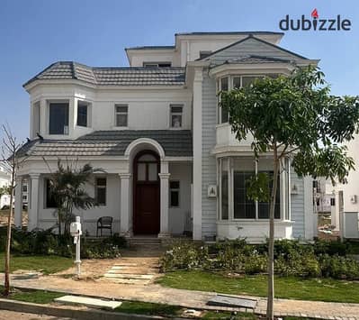 Excellent opportunity Mountain View own bargain villa ultra super lux finished North 90th Street extension near Mivida Hyde Park AUC Excellent opportunity Mountain View own bargain villa ultra super lux finished North 90th Street extension near Mivida Hyde Park AUC