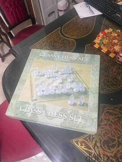 Glass chess