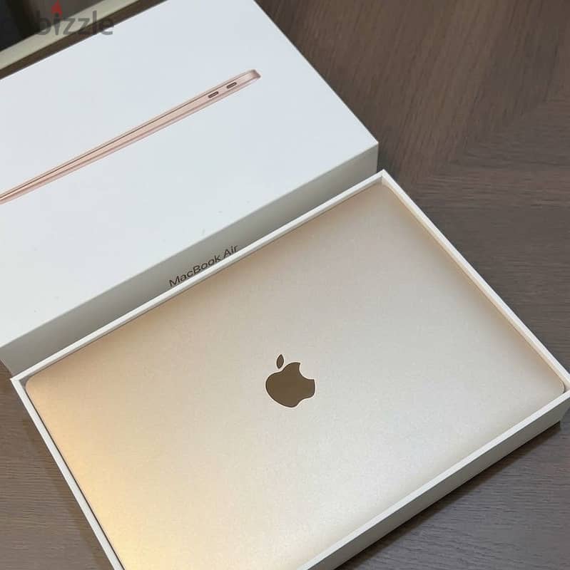 MacBook Air 13-inch | Excellent Condition | Like New 1