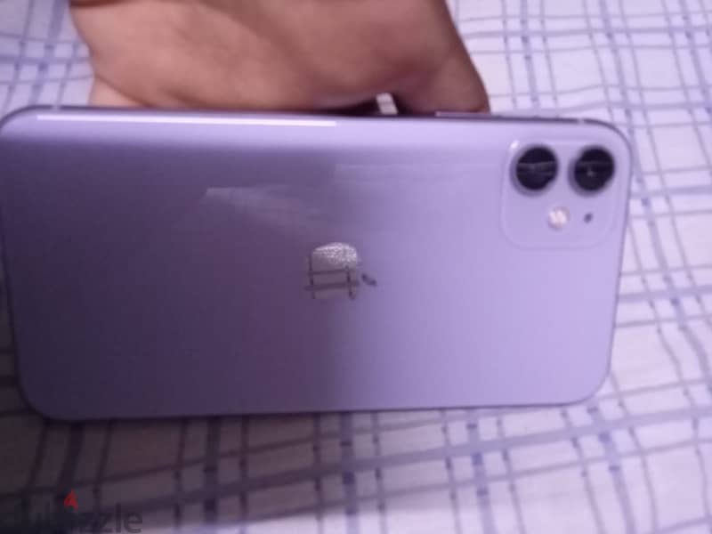 Apple - iPhone 11 4