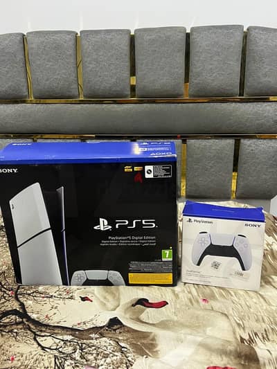 PS5 Digital slim للبيع