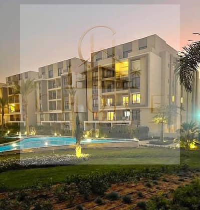 3-bedroom resale apartment with a distinctive view for sale—directly from the owner—including A/C units and a kitchen. Payment plan available: down pa