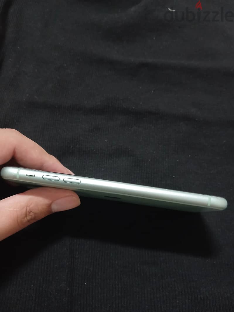 Apple - iPhone 11 3