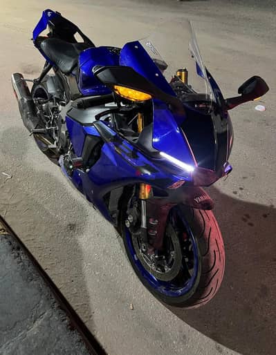 Yamaha r1 2018