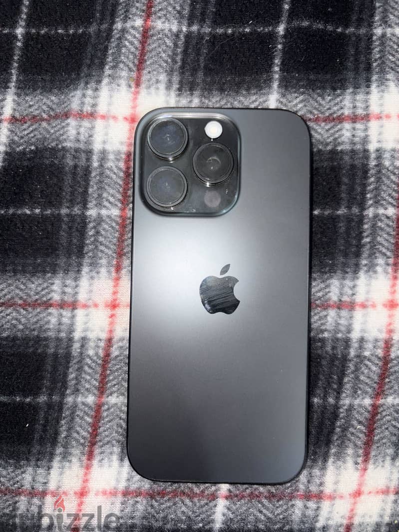 Apple - iPhone 16 Pro 1