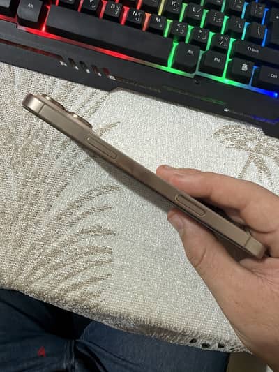 Apple - iPhone 16 Pro Max