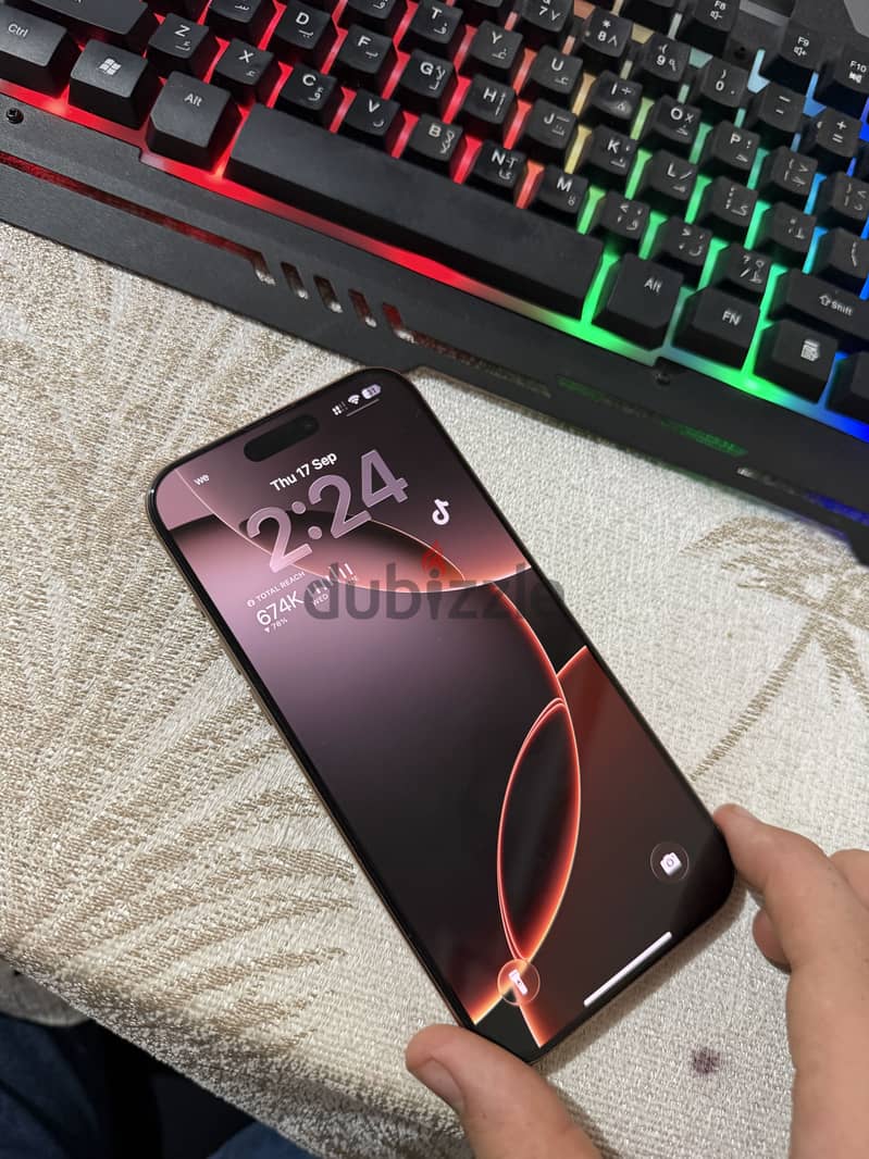 Apple - iPhone 16 Pro Max 1