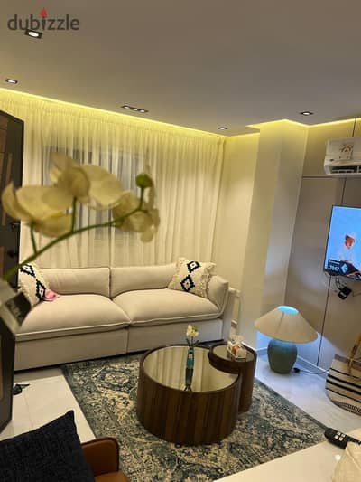 استديو للايجار في دجله المعادي شارع 202