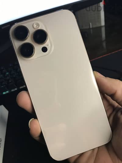 Apple - iPhone 16 Pro Max