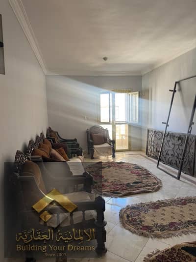 شقة للإيجار في سكن مصر أرض المعارض مسلسل3 بالتجمع الثالث. موقع مميز بالقرب من شارع التسعين الجنوبي والجامعة الألمانية والجامعة الأمريكية وجامعة المستقبل وكمبوند جنة وهايد بارك