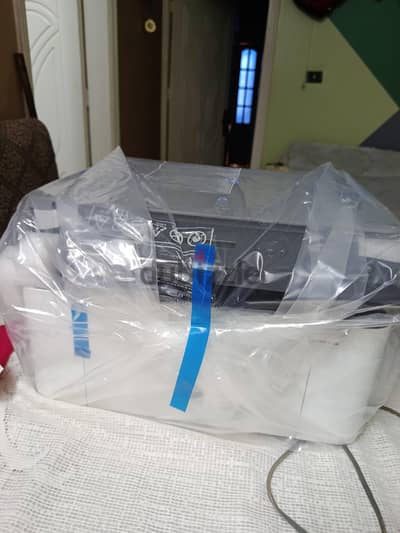 طابعه hp laser mfp 135w للبيع
