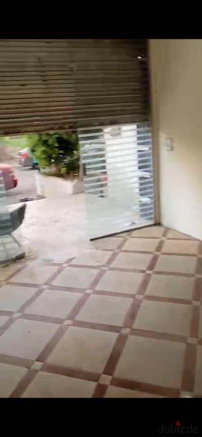 محل للايجار فى الشيخ زايد الحى الاول تشطيب سوبر لوكس