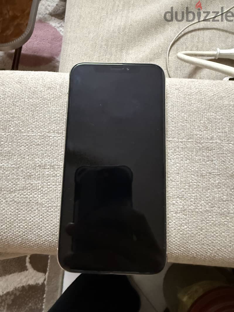 Apple - iPhone X 4