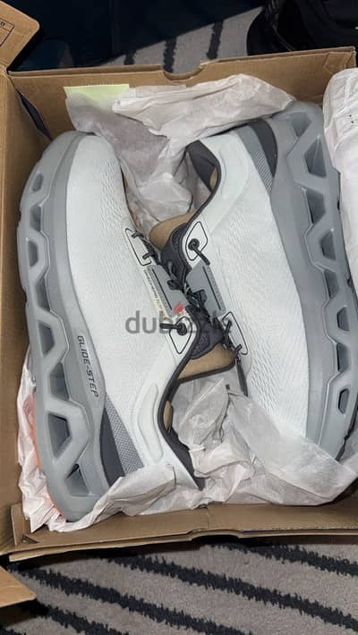 Sketcher slip ins اسكتشر سليب ان جديده لم تستخدم نهائياً