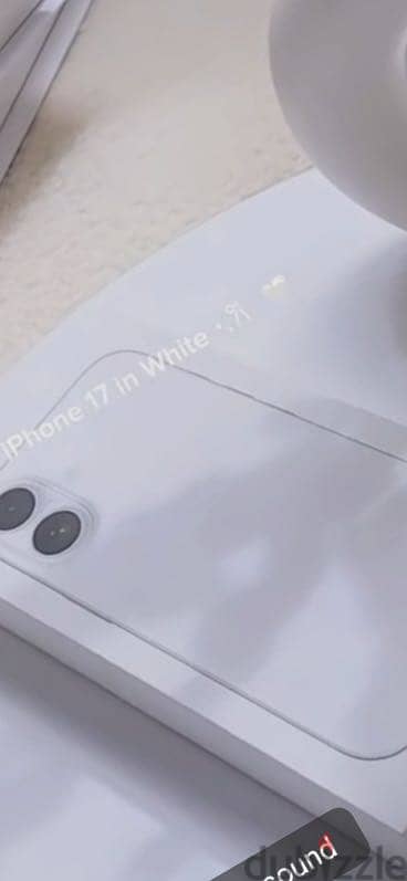 آبل - آيفون 17