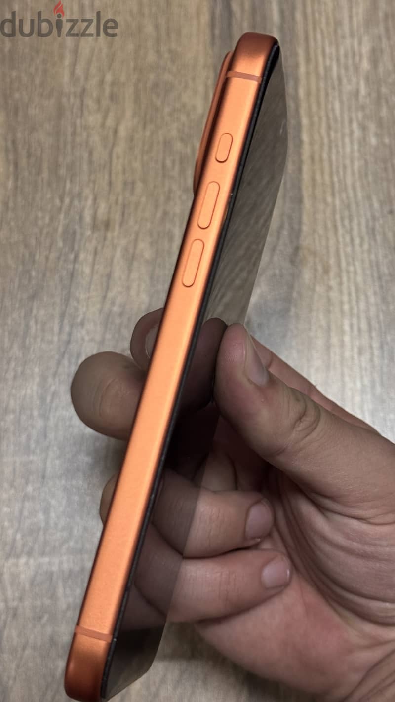 I phone 17 pro max esim 256 100%b 3