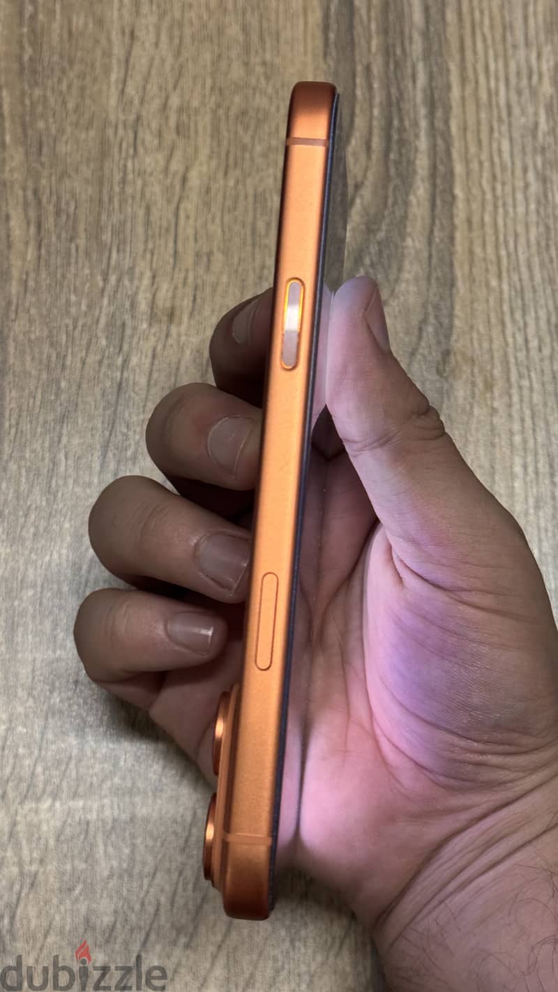 I phone 17 pro max esim 256 100%b 4