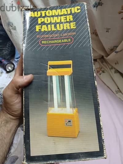 للبيع ٣ كشافات طوارئ لم يتم تجريبهم