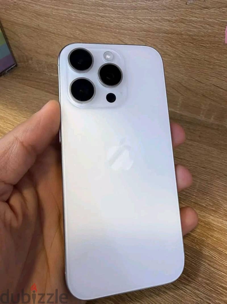 Apple - iPhone 16 Pro 2