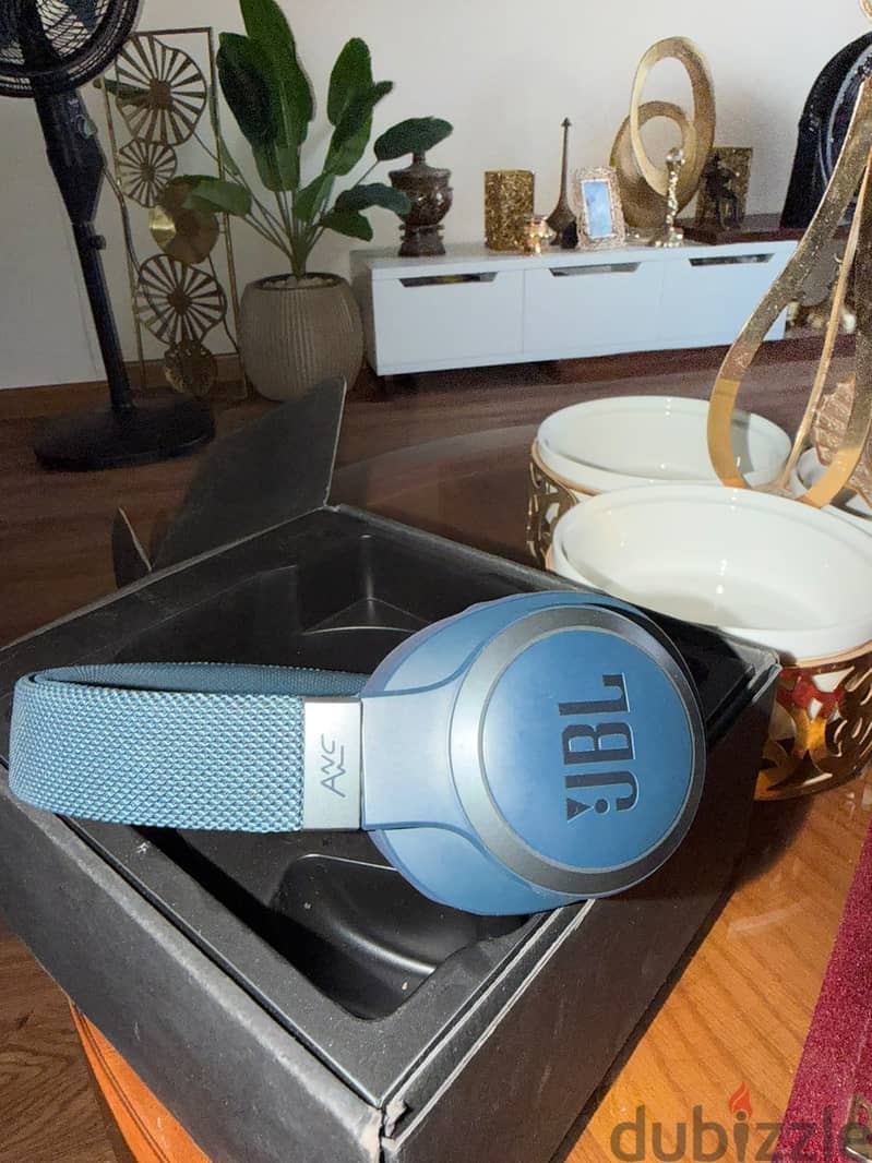 JBL ANC original headphone 1
