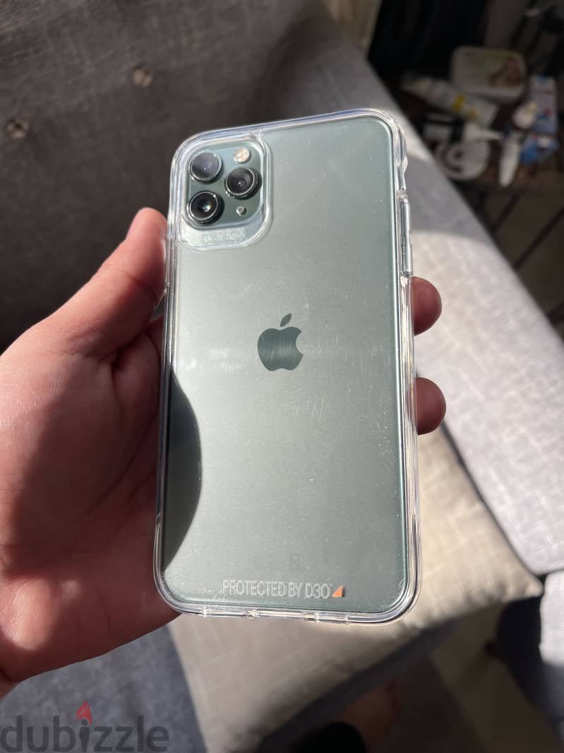 Apple - iPhone 11 Pro Max 12