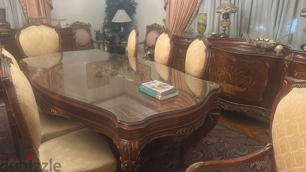 Grand vintage dinning room 2