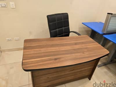 مكتب يصلح للشركات