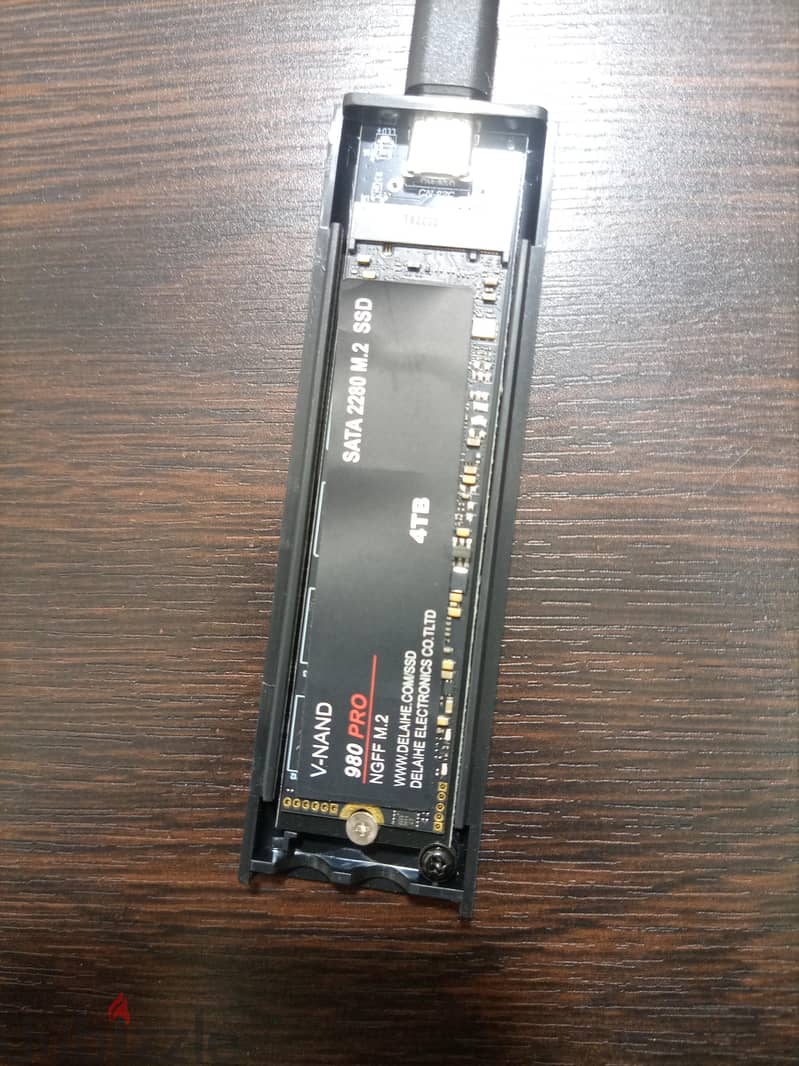 ssd disk m. 2.4 tera byte 1