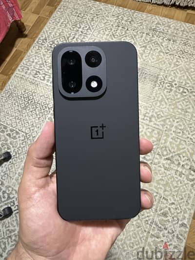 One Plus 15 - Like New [مدفوع الضرايب]