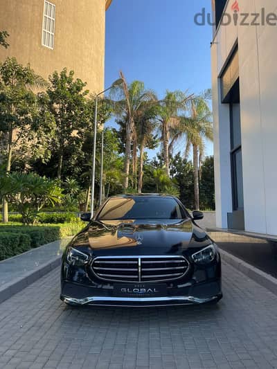 Mercedes Benz E300 EXCLUSIEVE سعر مميز داخل المعرض